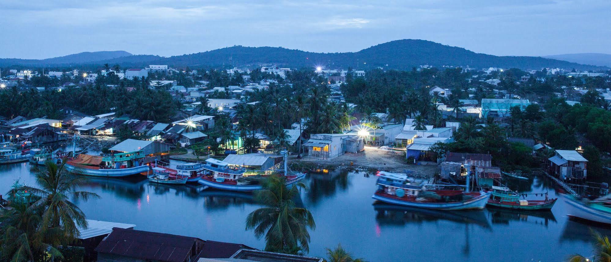 Blue Sky Phu Quoc Hotel Exterior foto